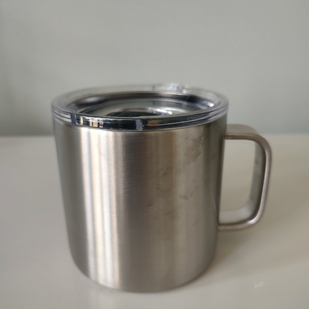 Yeti Rambler Mug With Lid - Picture 5 of 6